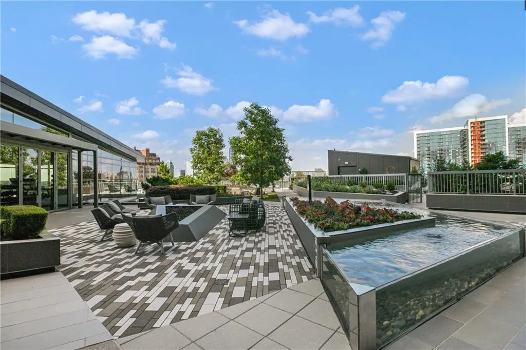3107 Peachtree Road Ne Unit 1005, Atlanta, Georgia 30305, 2 Bedrooms Bedrooms, ,2 BathroomsBathrooms,Residential,For Sale,3107 Peachtree Road Ne Unit 1005,7580294