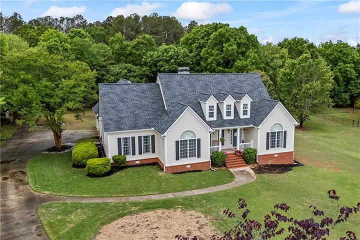 1080 Lakeside Court, Bishop, Georgia 30621