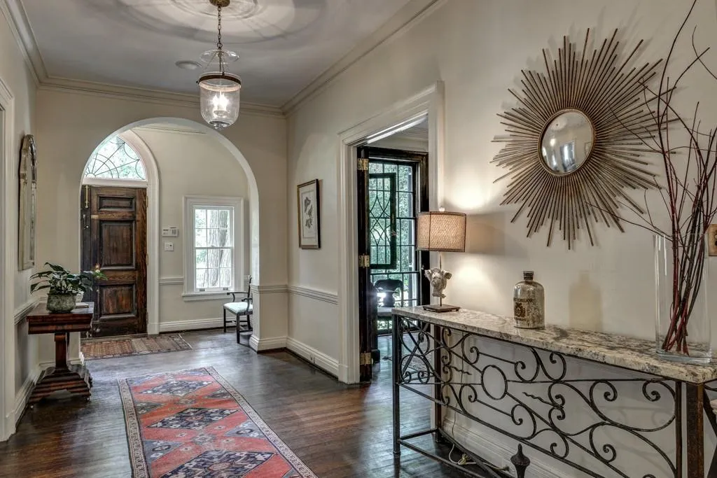 165 West Wesley Road, Atlanta, Georgia 30305, 5 Bedrooms Bedrooms, ,7 BathroomsBathrooms,Residential,Sold,165 West Wesley Road,5382524