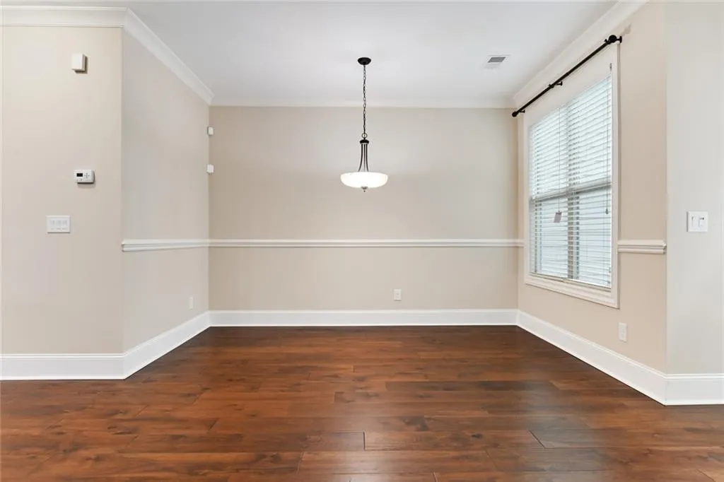 7510 Glisten Avenue Unit 316, Atlanta, Georgia 30328, 3 Bedrooms Bedrooms, ,2 BathroomsBathrooms,Residential,Sold,7510 Glisten Avenue Unit 316,6762687