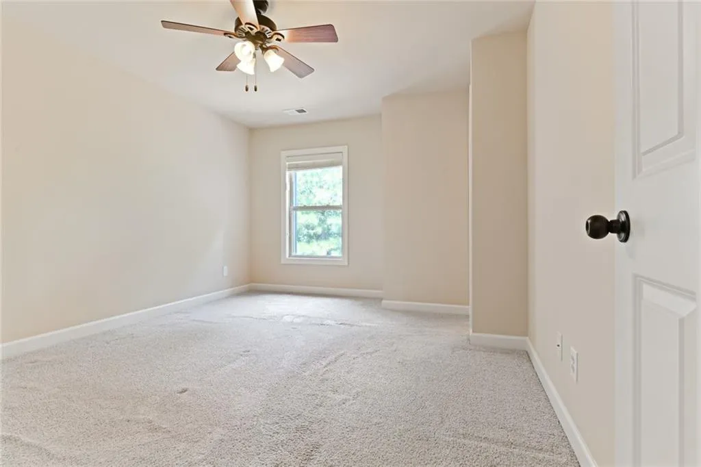 7510 Glisten Avenue Unit 316, Atlanta, Georgia 30328, 3 Bedrooms Bedrooms, ,2 BathroomsBathrooms,Residential,Sold,7510 Glisten Avenue Unit 316,6762687