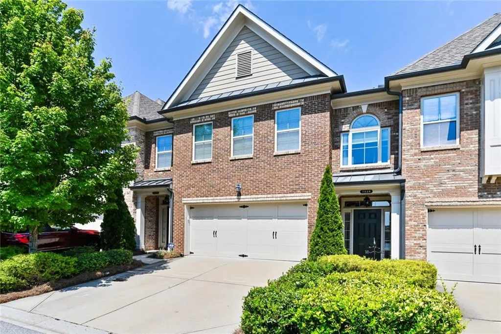 7510 Glisten Avenue Unit 316, Atlanta, Georgia 30328, 3 Bedrooms Bedrooms, ,2 BathroomsBathrooms,Residential,Sold,7510 Glisten Avenue Unit 316,6762687