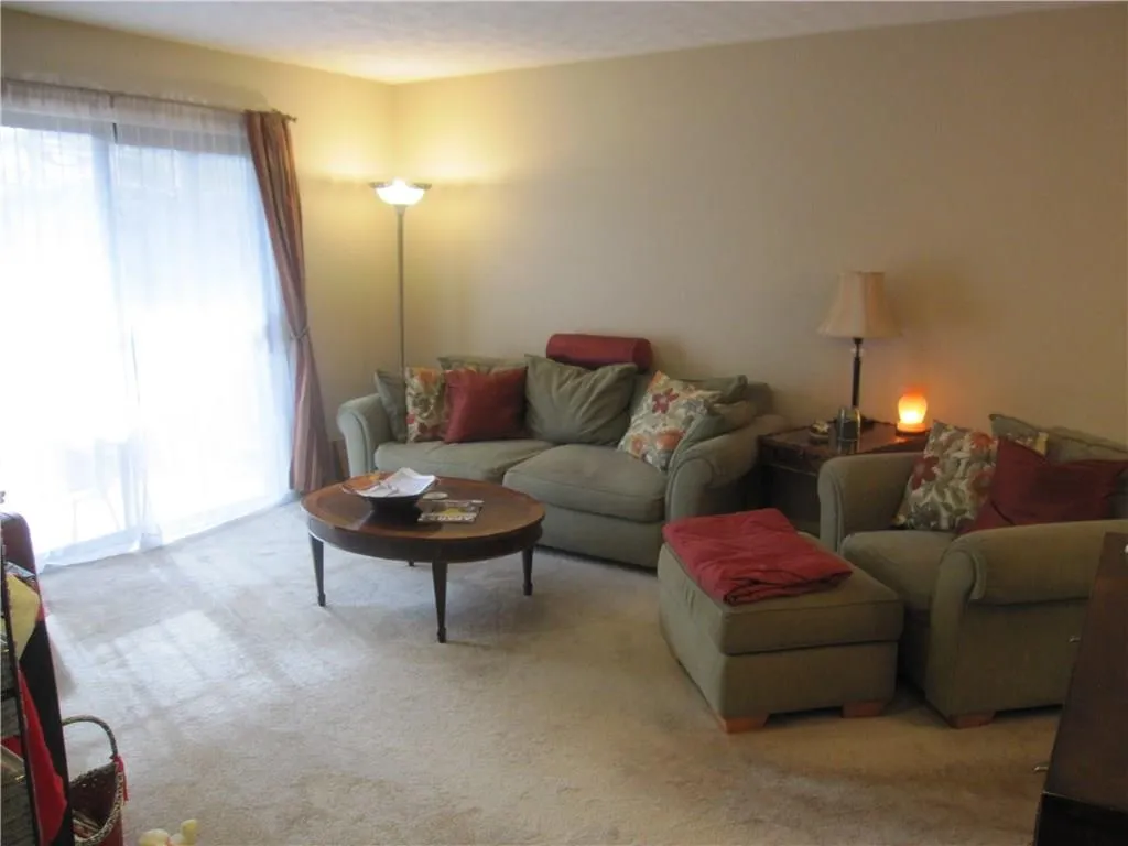 105 River Run Drive Unit 105, Atlanta, Georgia 30350, 1 Bedroom Bedrooms, ,1 BathroomBathrooms,Residential,Sold,105 River Run Drive Unit 105,5786198