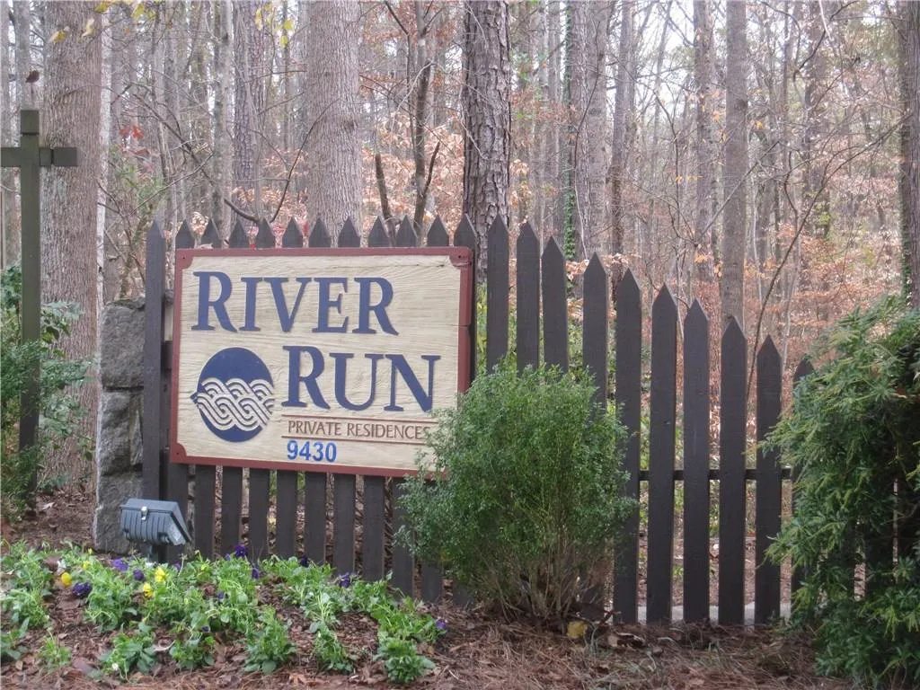 105 River Run Drive Unit 105, Atlanta, Georgia 30350, 1 Bedroom Bedrooms, ,1 BathroomBathrooms,Residential,Sold,105 River Run Drive Unit 105,5786198