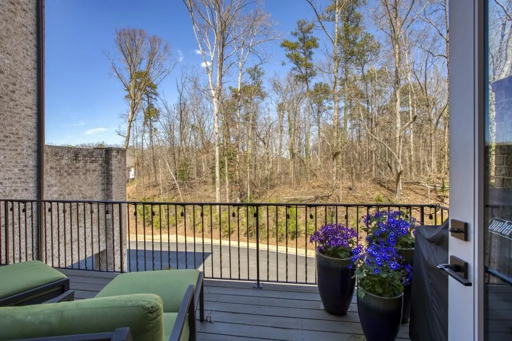 6743 Cadence Boulevard, Sandy Springs, Georgia 30328, 4 Bedrooms Bedrooms, ,4 BathroomsBathrooms,Residential,Sold,6743 Cadence Boulevard,7022220