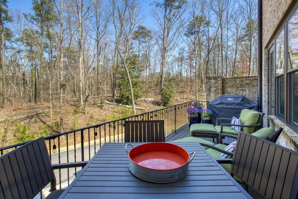 6743 Cadence Boulevard, Sandy Springs, Georgia 30328, 4 Bedrooms Bedrooms, ,4 BathroomsBathrooms,Residential,Sold,6743 Cadence Boulevard,7022220