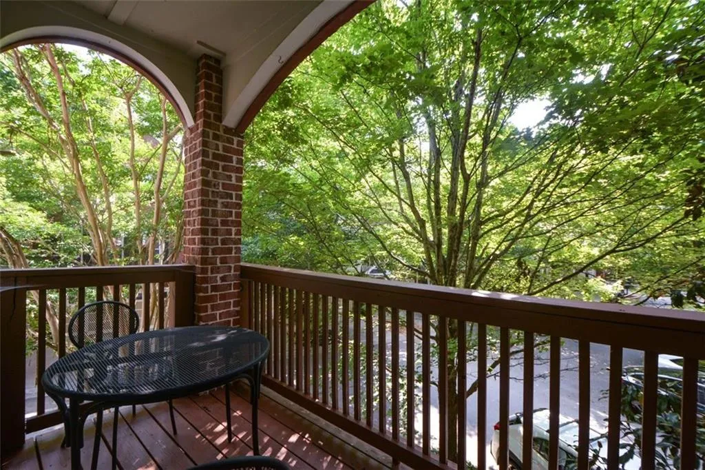 5517 Glenridge Park, Atlanta, Georgia 30342, 3 Bedrooms Bedrooms, ,2 BathroomsBathrooms,Residential,Sold,5517 Glenridge Park,7267926