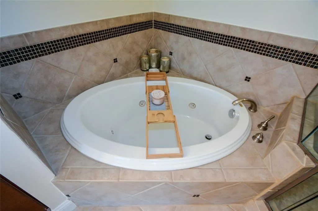 5517 Glenridge Park, Atlanta, Georgia 30342, 3 Bedrooms Bedrooms, ,2 BathroomsBathrooms,Residential,Sold,5517 Glenridge Park,7267926