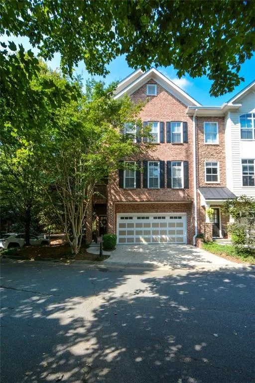 5517 Glenridge Park, Atlanta, Georgia 30342, 3 Bedrooms Bedrooms, ,2 BathroomsBathrooms,Residential,Sold,5517 Glenridge Park,7267926