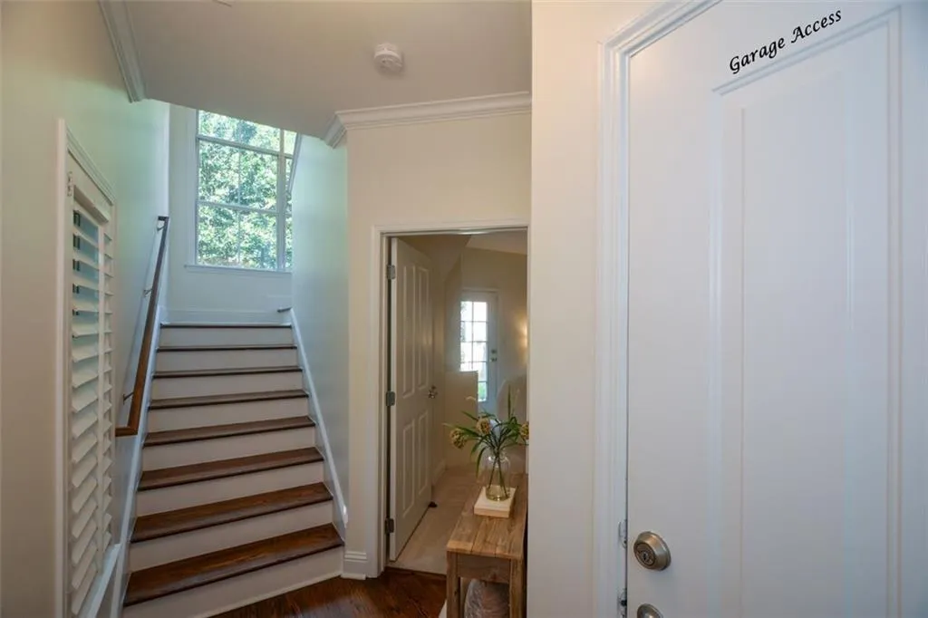 5517 Glenridge Park, Atlanta, Georgia 30342, 3 Bedrooms Bedrooms, ,2 BathroomsBathrooms,Residential,Sold,5517 Glenridge Park,7267926