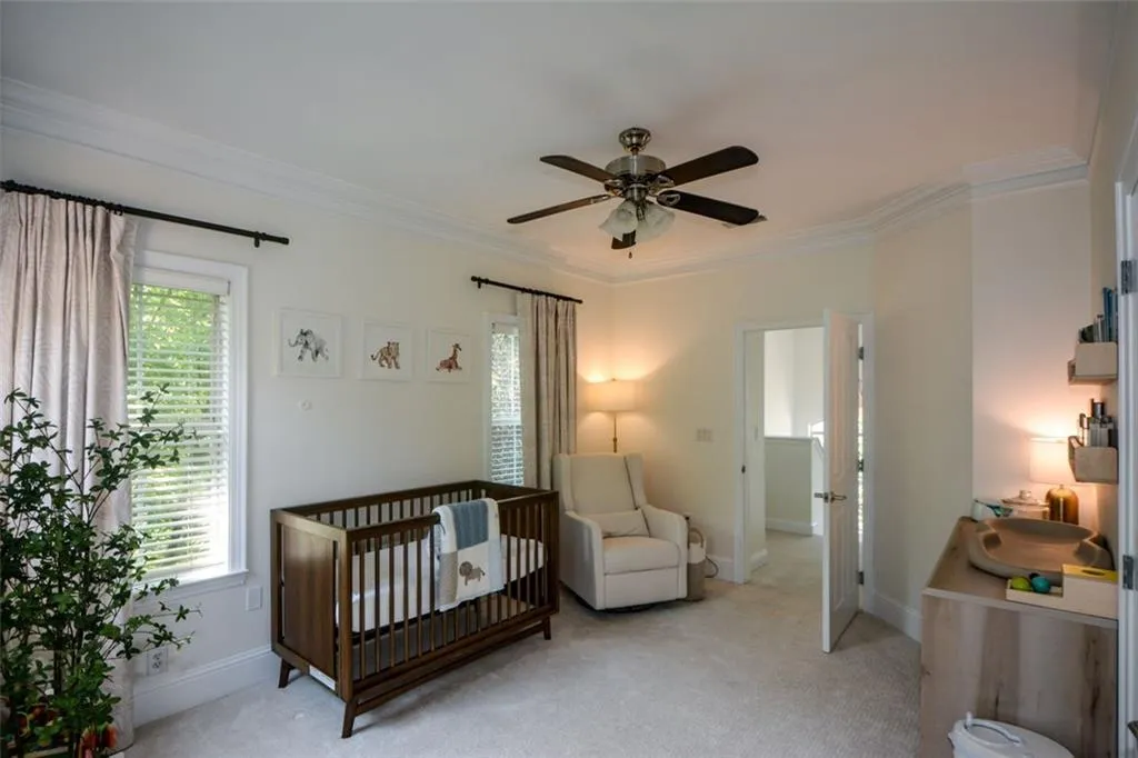 5517 Glenridge Park, Atlanta, Georgia 30342, 3 Bedrooms Bedrooms, ,2 BathroomsBathrooms,Residential,Sold,5517 Glenridge Park,7267926