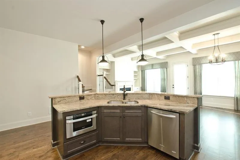 1311 Riverscall Lane, Atlanta, Georgia 30339, 3 Bedrooms Bedrooms, ,3 BathroomsBathrooms,Residential,Sold,1311 Riverscall Lane,6723754