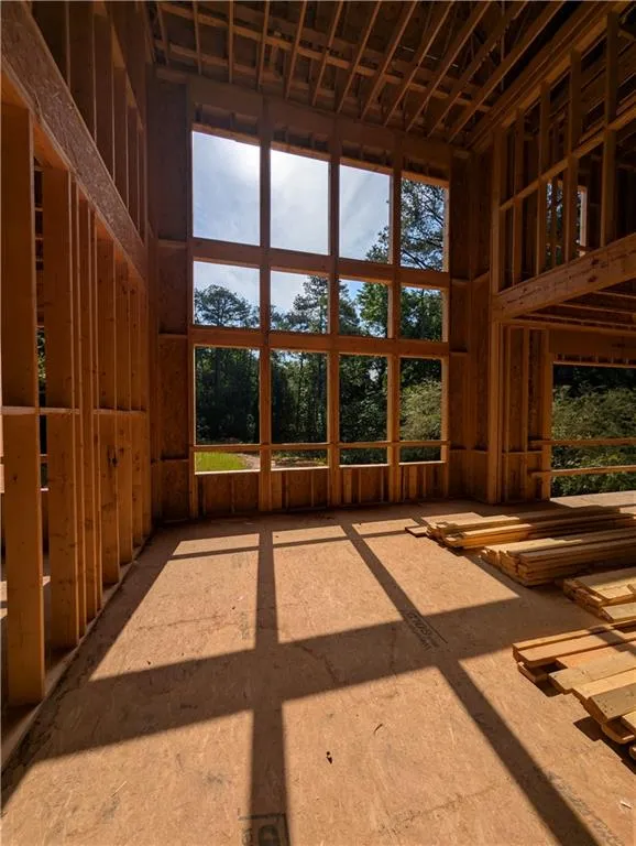 Misc room with a high ceiling