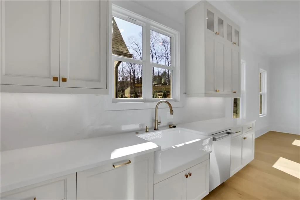 Photo from other listing