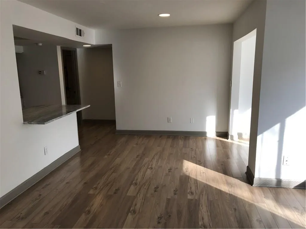 1402 Wingate Way, Sandy Springs, Georgia 30350, 1 Bedroom Bedrooms, ,1 BathroomBathrooms,Residential,Sold,1402 Wingate Way,5943013