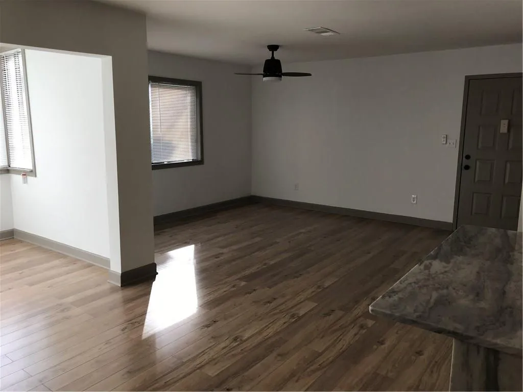 1402 Wingate Way, Sandy Springs, Georgia 30350, 1 Bedroom Bedrooms, ,1 BathroomBathrooms,Residential,Sold,1402 Wingate Way,5943013