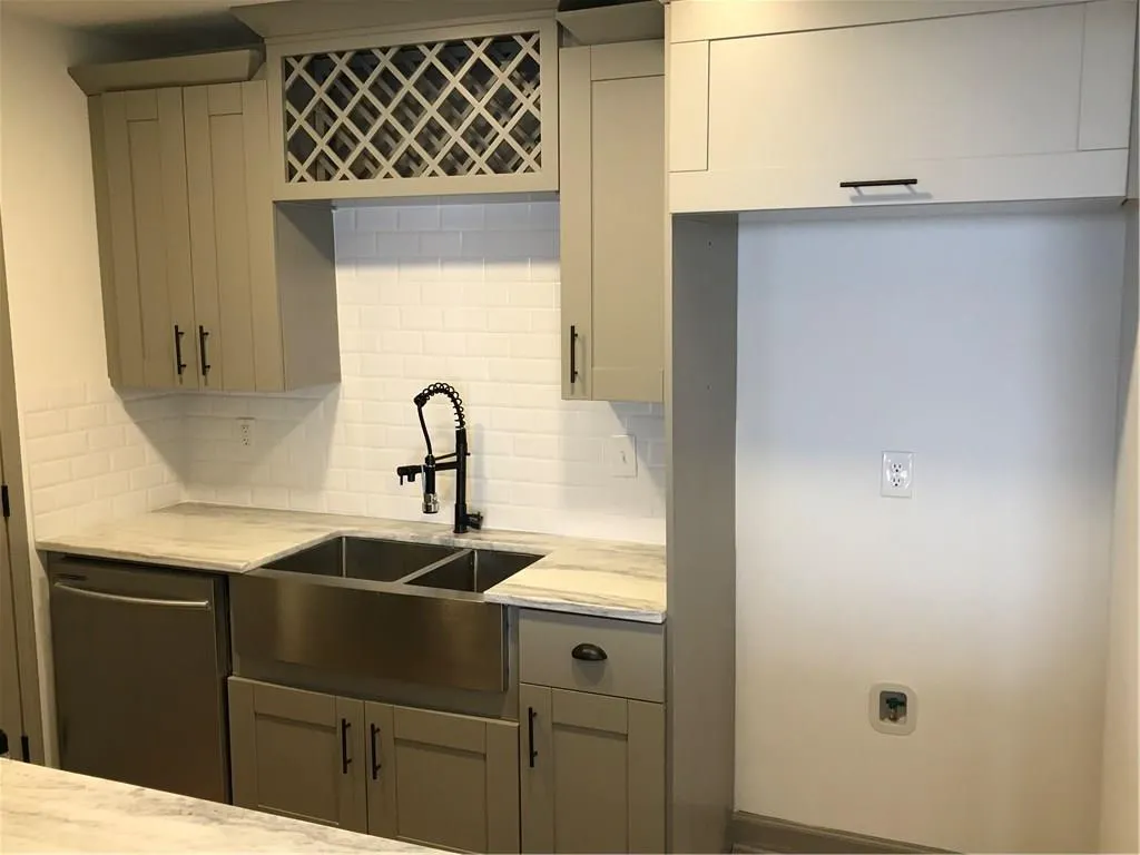 1402 Wingate Way, Sandy Springs, Georgia 30350, 1 Bedroom Bedrooms, ,1 BathroomBathrooms,Residential,Sold,1402 Wingate Way,5943013