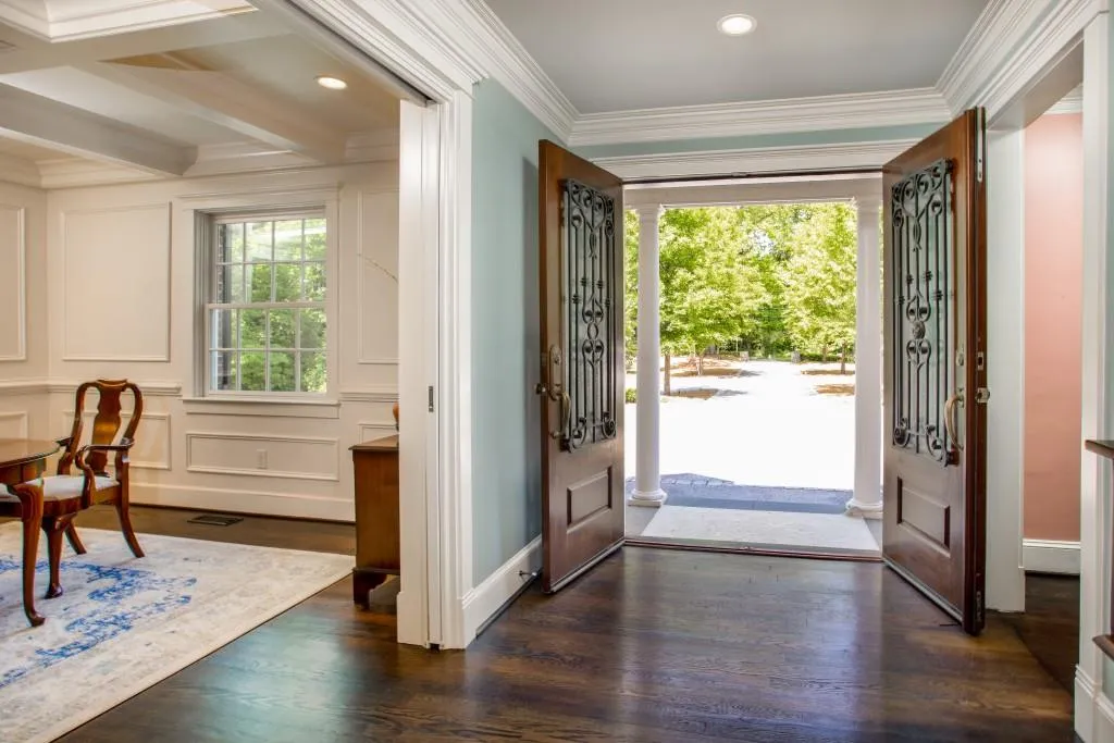 1410 W Wesley Road Nw, Atlanta, Georgia 30327, 5 Bedrooms Bedrooms, ,5 BathroomsBathrooms,Residential,Sold,1410 W Wesley Road Nw,6005970