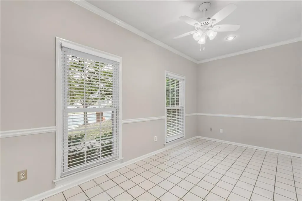 5203 Glenridge Drive, Atlanta, Georgia 30342, 3 Bedrooms Bedrooms, ,2 BathroomsBathrooms,Residential,Sold,5203 Glenridge Drive,6814655