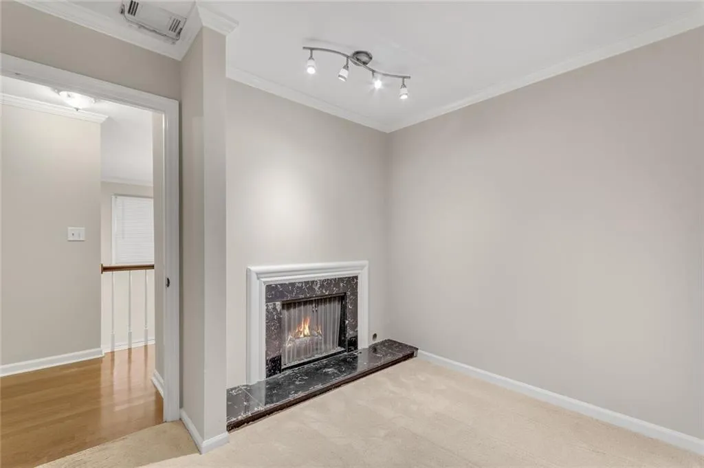 5203 Glenridge Drive, Atlanta, Georgia 30342, 3 Bedrooms Bedrooms, ,2 BathroomsBathrooms,Residential,Sold,5203 Glenridge Drive,6814655