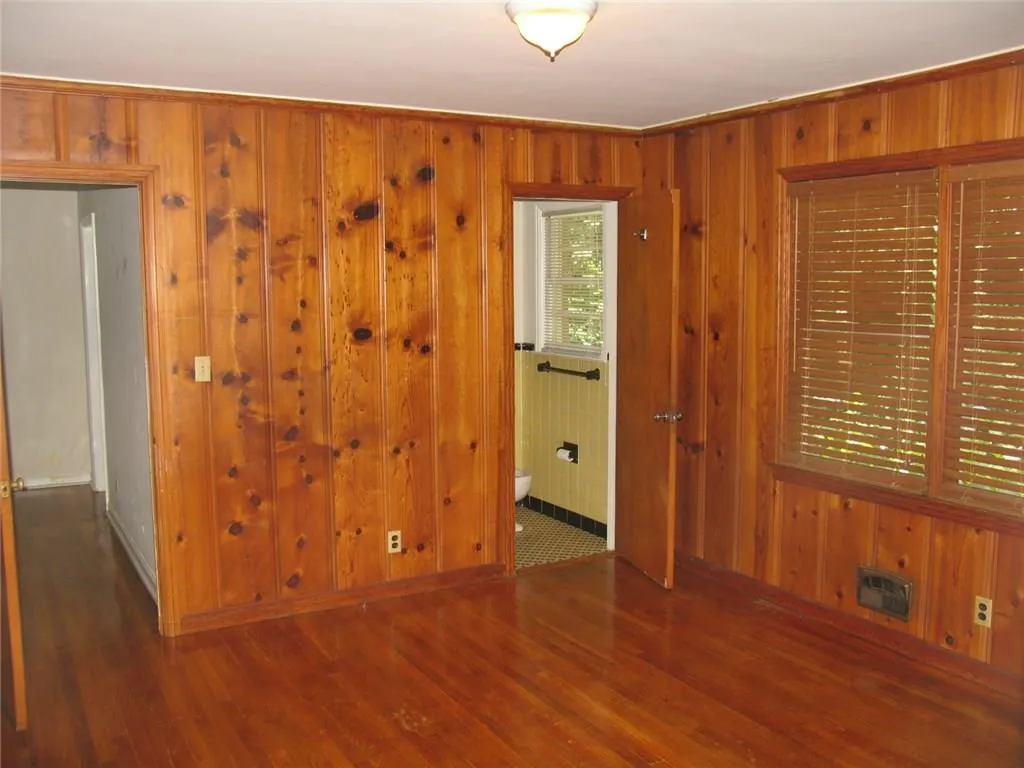 6229 Ferry Drive, Sandy Springs, Georgia 30328, 3 Bedrooms Bedrooms, ,2 BathroomsBathrooms,Residential,Sold,6229 Ferry Drive,5801095