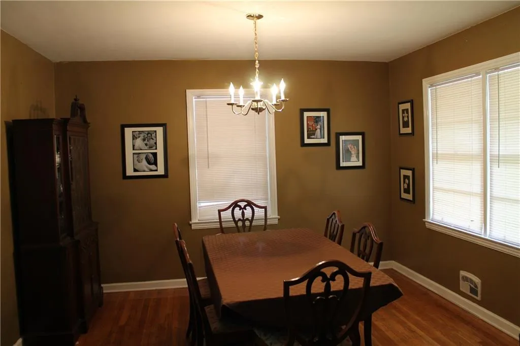 6229 Ferry Drive, Sandy Springs, Georgia 30328, 3 Bedrooms Bedrooms, ,2 BathroomsBathrooms,Residential,Sold,6229 Ferry Drive,5801095