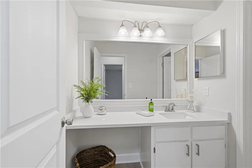 1015 Wingate Way, Atlanta, Georgia 30350, 2 Bedrooms Bedrooms, ,2 BathroomsBathrooms,Residential,Sold,1015 Wingate Way,7677258