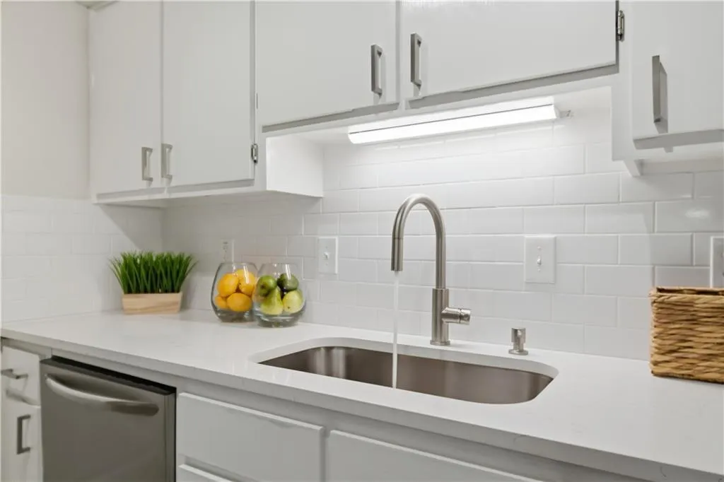 1015 Wingate Way, Atlanta, Georgia 30350, 2 Bedrooms Bedrooms, ,2 BathroomsBathrooms,Residential,Sold,1015 Wingate Way,7677258