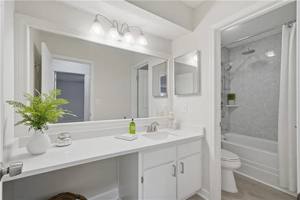 1015 Wingate Way, Atlanta, Georgia 30350, 2 Bedrooms Bedrooms, ,2 BathroomsBathrooms,Residential,Sold,1015 Wingate Way,7677258