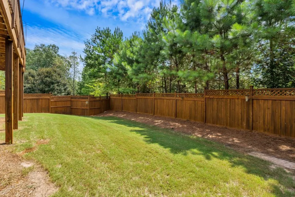 7625 Highland Bluff, Atlanta, Georgia 30328, 4 Bedrooms Bedrooms, ,3 BathroomsBathrooms,Residential,Sold,7625 Highland Bluff,6602194