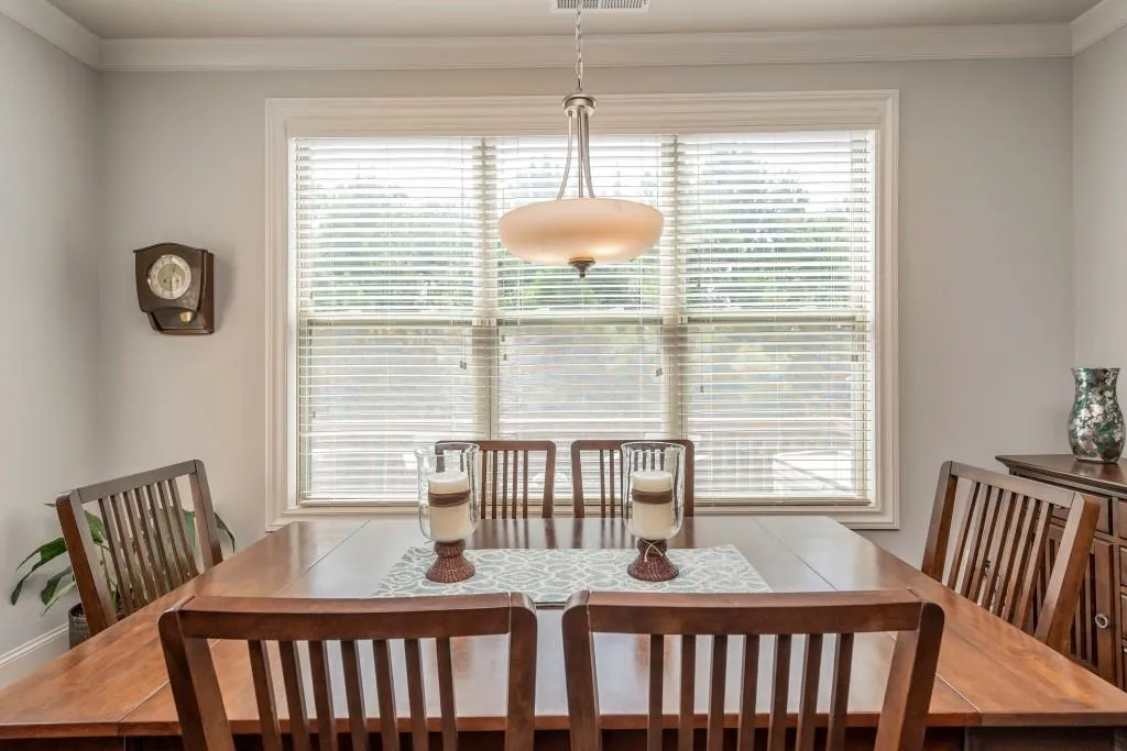 7625 Highland Bluff, Atlanta, Georgia 30328, 4 Bedrooms Bedrooms, ,3 BathroomsBathrooms,Residential,Sold,7625 Highland Bluff,6602194