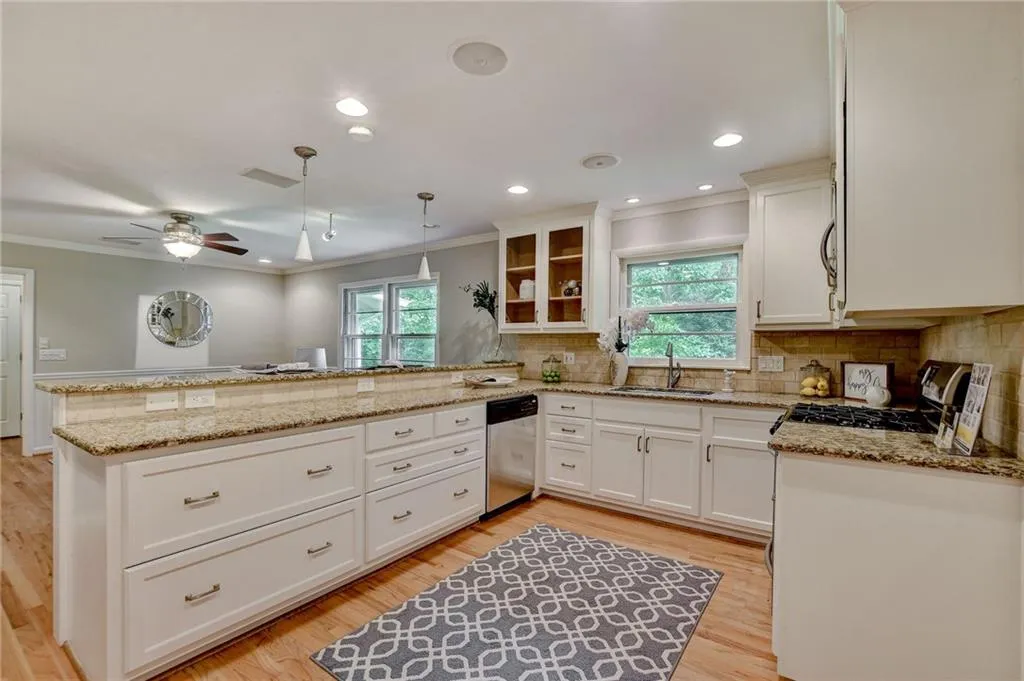 545 Forest Valley Road, Sandy Springs, Georgia 30342, 4 Bedrooms Bedrooms, ,3 BathroomsBathrooms,Residential,Sold,545 Forest Valley Road,6955140