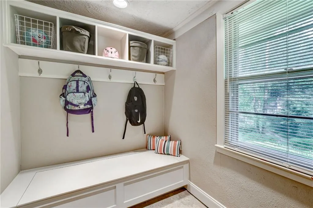545 Forest Valley Road, Sandy Springs, Georgia 30342, 4 Bedrooms Bedrooms, ,3 BathroomsBathrooms,Residential,Sold,545 Forest Valley Road,6955140
