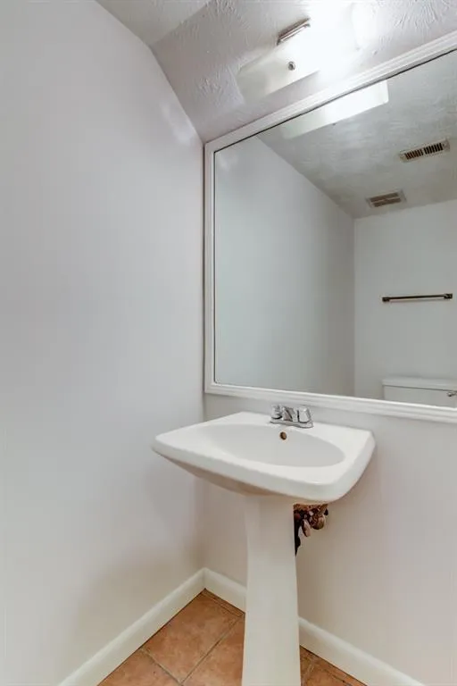 518 Sutters Point, Atlanta, Georgia 30328, 2 Bedrooms Bedrooms, ,2 BathroomsBathrooms,Residential,Sold,518 Sutters Point,5803298