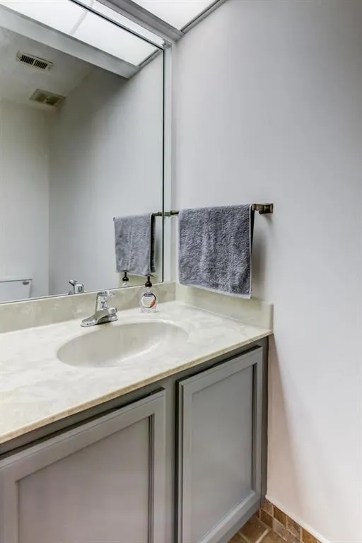518 Sutters Point, Atlanta, Georgia 30328, 2 Bedrooms Bedrooms, ,2 BathroomsBathrooms,Residential,Sold,518 Sutters Point,5803298