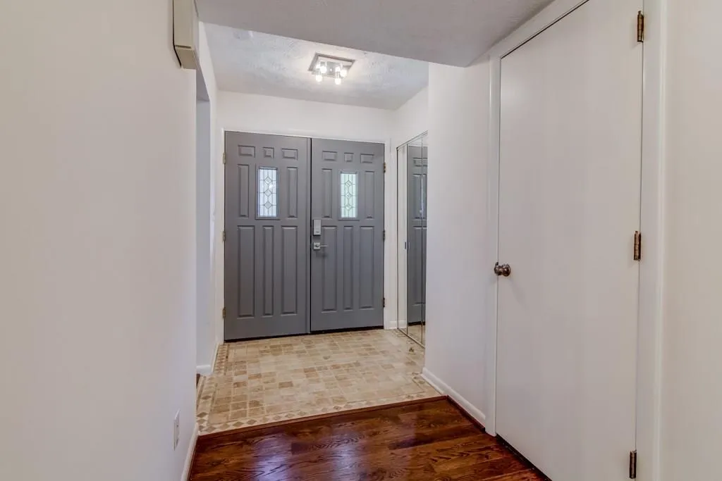 518 Sutters Point, Atlanta, Georgia 30328, 2 Bedrooms Bedrooms, ,2 BathroomsBathrooms,Residential,Sold,518 Sutters Point,5803298