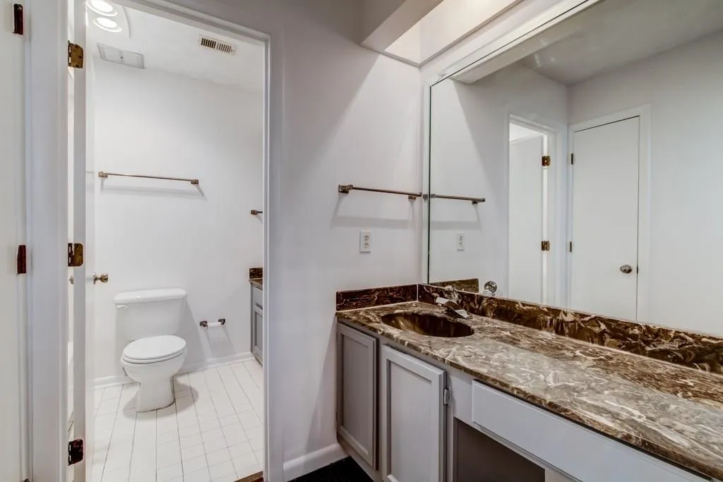 518 Sutters Point, Atlanta, Georgia 30328, 2 Bedrooms Bedrooms, ,2 BathroomsBathrooms,Residential,Sold,518 Sutters Point,5803298