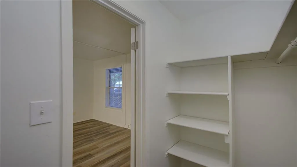 1210 Vicksburg Place, Sandy Springs, Georgia 30350, 2 Bedrooms Bedrooms, ,2 BathroomsBathrooms,Residential,Sold,1210 Vicksburg Place,6771393