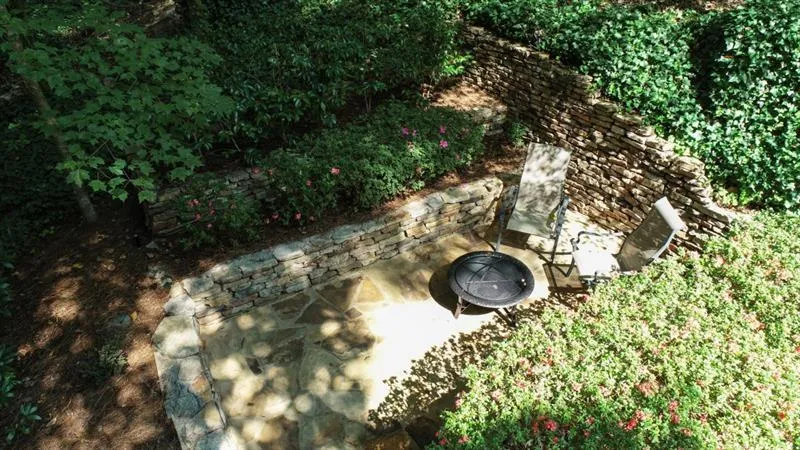 7169 Riverside Drive, Atlanta, Georgia 30328, 3 Bedrooms Bedrooms, ,3 BathroomsBathrooms,Residential,Sold,7169 Riverside Drive,6790914