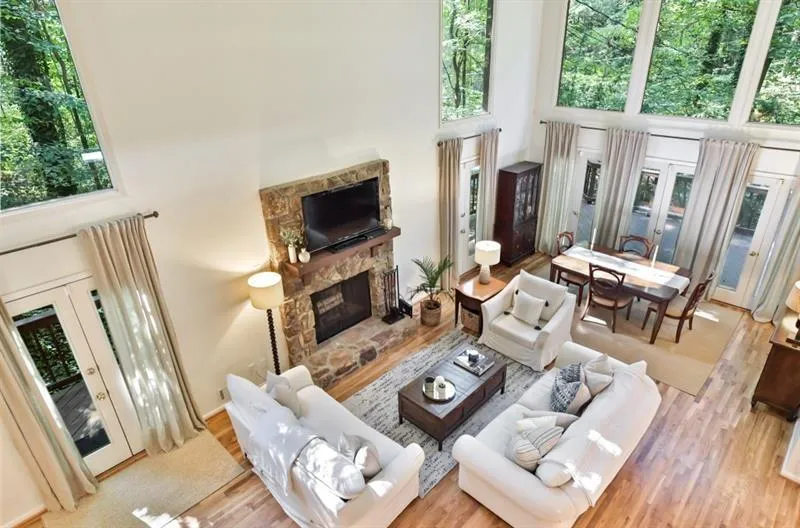 7169 Riverside Drive, Atlanta, Georgia 30328, 3 Bedrooms Bedrooms, ,3 BathroomsBathrooms,Residential,Sold,7169 Riverside Drive,6790914