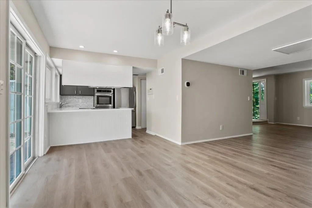 7312 Cardigan Circle, Sandy Springs, Georgia 30328, 3 Bedrooms Bedrooms, ,2 BathroomsBathrooms,Residential,Sold,7312 Cardigan Circle,7252827