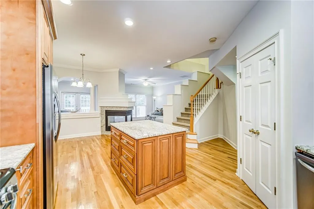 8570 Hope Mews Court, Sandy Springs, Georgia 30350, 2 Bedrooms Bedrooms, ,2 BathroomsBathrooms,Residential,Sold,8570 Hope Mews Court,6754882