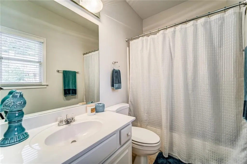 8570 Hope Mews Court, Sandy Springs, Georgia 30350, 2 Bedrooms Bedrooms, ,2 BathroomsBathrooms,Residential,Sold,8570 Hope Mews Court,6754882