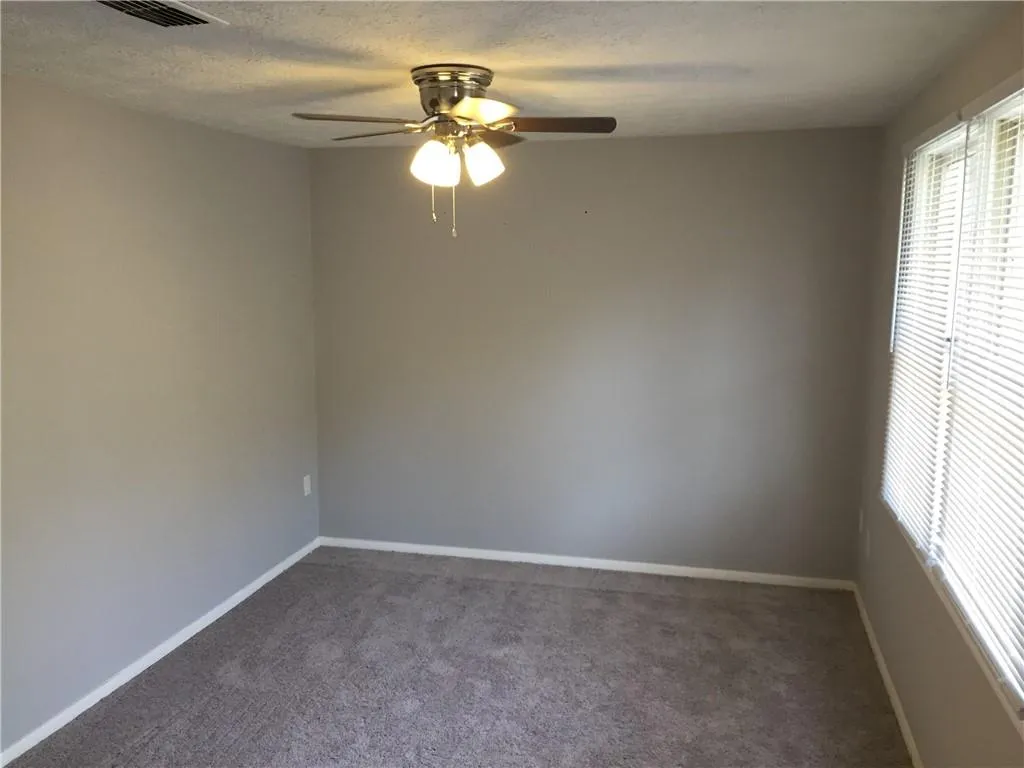 8863 Roberts Drive, Sandy Springs, Georgia 30350, 2 Bedrooms Bedrooms, ,2 BathroomsBathrooms,Residential,Sold,8863 Roberts Drive,6696829