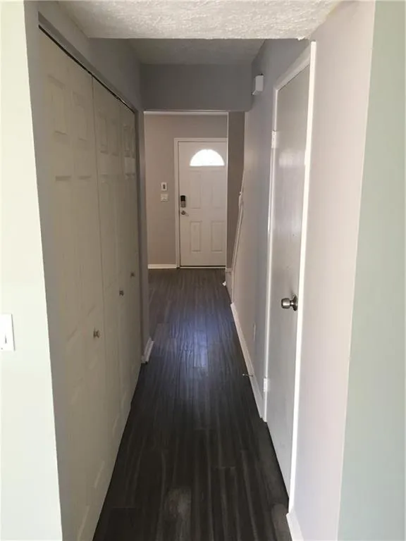 8863 Roberts Drive, Sandy Springs, Georgia 30350, 2 Bedrooms Bedrooms, ,2 BathroomsBathrooms,Residential,Sold,8863 Roberts Drive,6696829