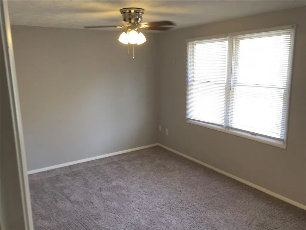 8863 Roberts Drive, Sandy Springs, Georgia 30350, 2 Bedrooms Bedrooms, ,2 BathroomsBathrooms,Residential,Sold,8863 Roberts Drive,6696829