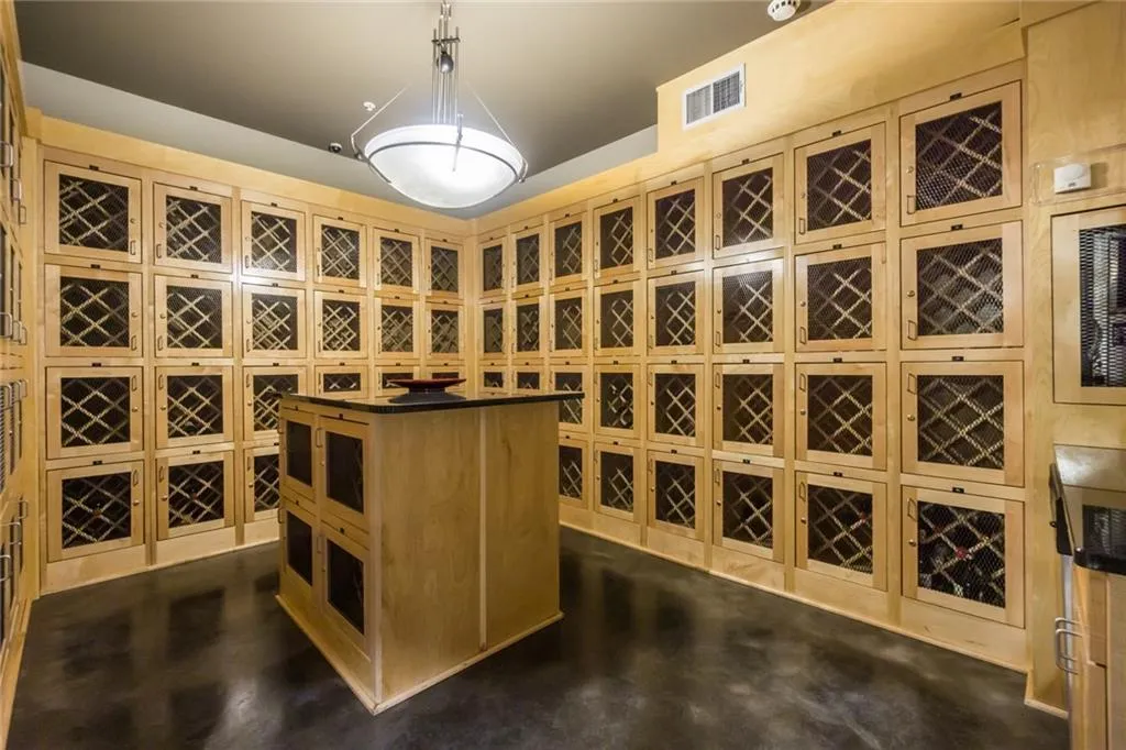 799 Hammond Drive Unit 424, Sandy Springs, Georgia 30328, 2 Bedrooms Bedrooms, ,2 BathroomsBathrooms,Residential,Sold,799 Hammond Drive Unit 424,6129704