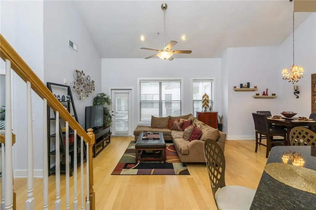 799 Hammond Drive Unit 424, Sandy Springs, Georgia 30328, 2 Bedrooms Bedrooms, ,2 BathroomsBathrooms,Residential,Sold,799 Hammond Drive Unit 424,6129704