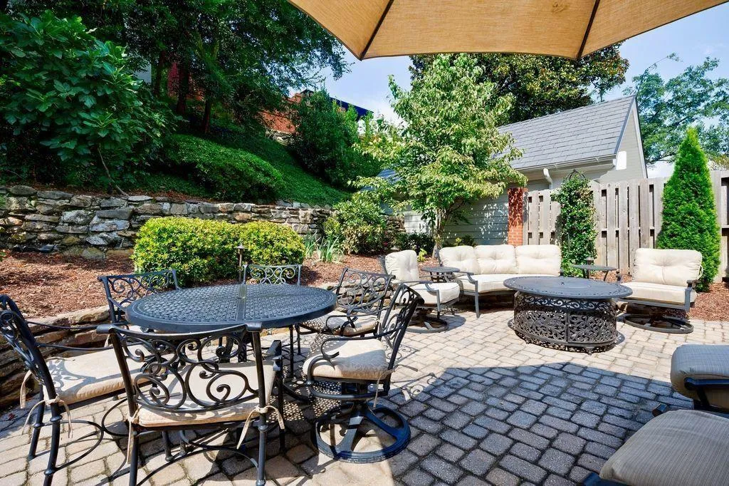 42 Camden Road Ne, Atlanta, Georgia 30309, 3 Bedrooms Bedrooms, ,2 BathroomsBathrooms,Residential,For Sale,42 Camden Road Ne,7648094