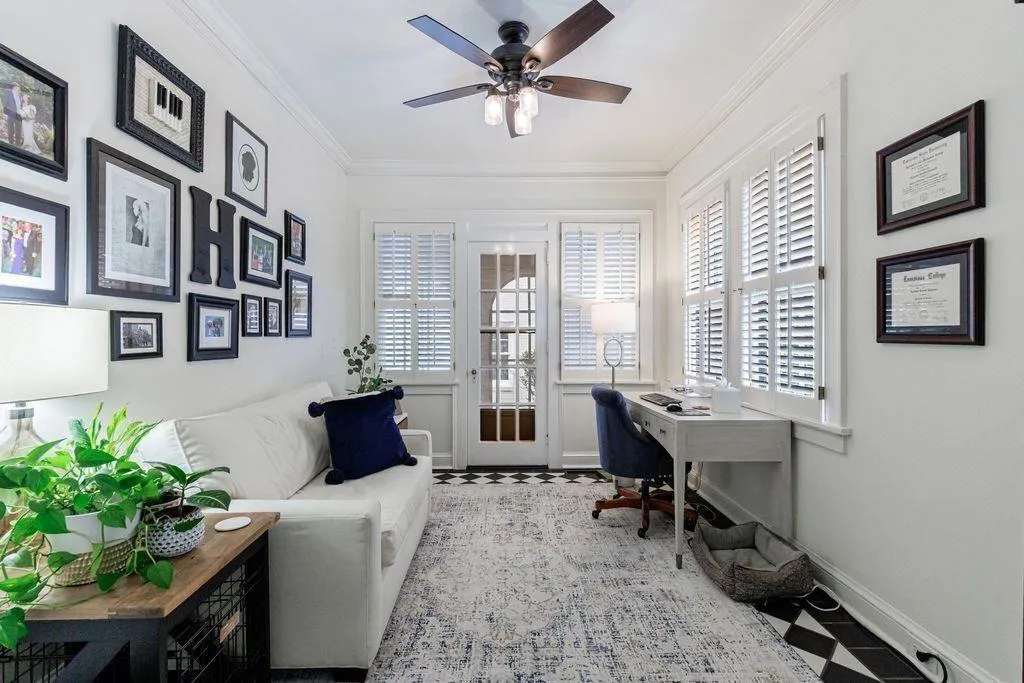 Sunroom/ Office